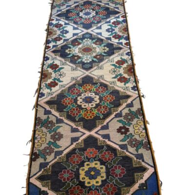 Сине-белая дорожка сумах